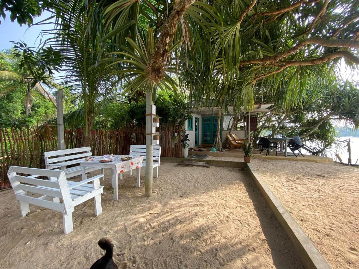 Ocean Beach House Matara Exterior photo